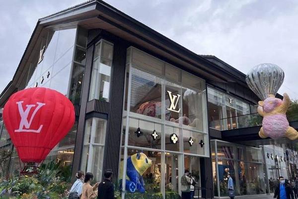 中国十大奢侈购物中心:太古里上榜,第一遍布全国各个城市 中国十大奢侈购物中心:太古里上榜,第一遍布全国各个城市