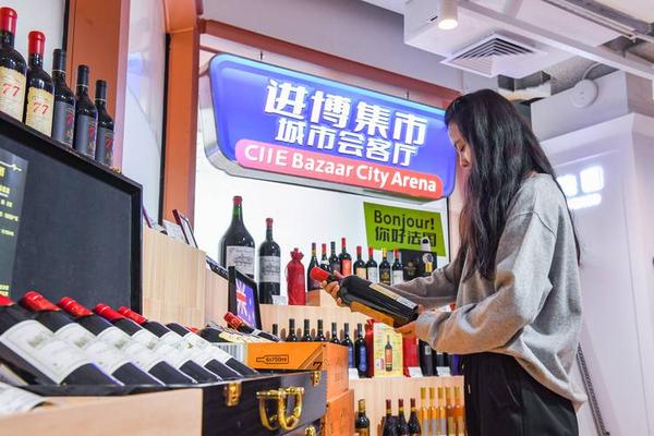 普华永道:2030年中国将成全球最大个人奢侈品市场 |进博新机遇 普华永道:2030年中国将成全球最大个人奢侈品市场 |进博新机遇