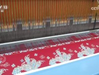 焦点访谈:马面裙一朝爆红引领时尚 解锁传统制造业“破圈”密码