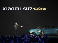 小米SU7 Ultra定价直降28万,“新首富”雷军玩转“豪车”速成