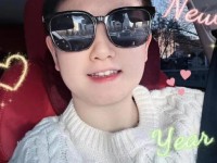 新座驾!孙颖莎喜提30万红旗豪车大白,她备战乒超没空去请父亲代领