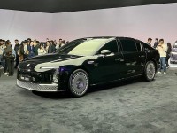 国产百万级豪车崛起,仰望U7、尊界S800、红旗国雅各具独特魅力