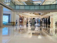 【深度】当奢侈品购物中心争相“下沉”,有没有那么多人来买?