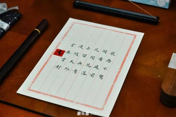 8人微信卖豪车一年几亿!这个90后怎么做到的?