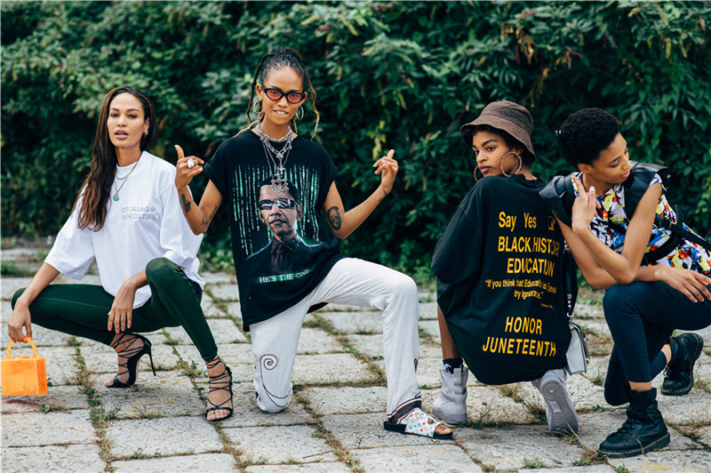 002-Joan-Smalls-Adesuwa-Aighewi-Theresa-Hayes-and-Janaye-Furman-vogue-credit-STYLEDUMONDE-20180922.jpg
