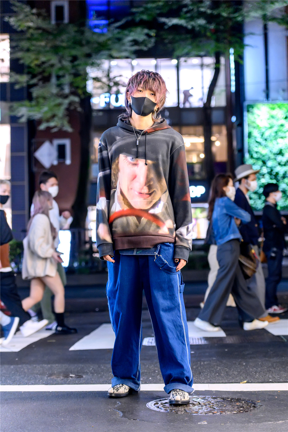048-8-Day1-Tokyo-Street-Style-vogue-141020-credit-Kira-TokyoFashion.com.jpg